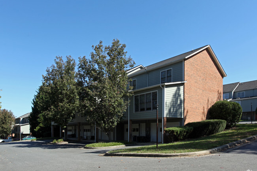 the-village-at-catawba-ridge-hickory-nc-building-photo